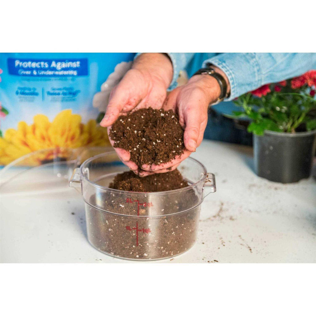 Miracle Gro Moisture Control Potting Mix