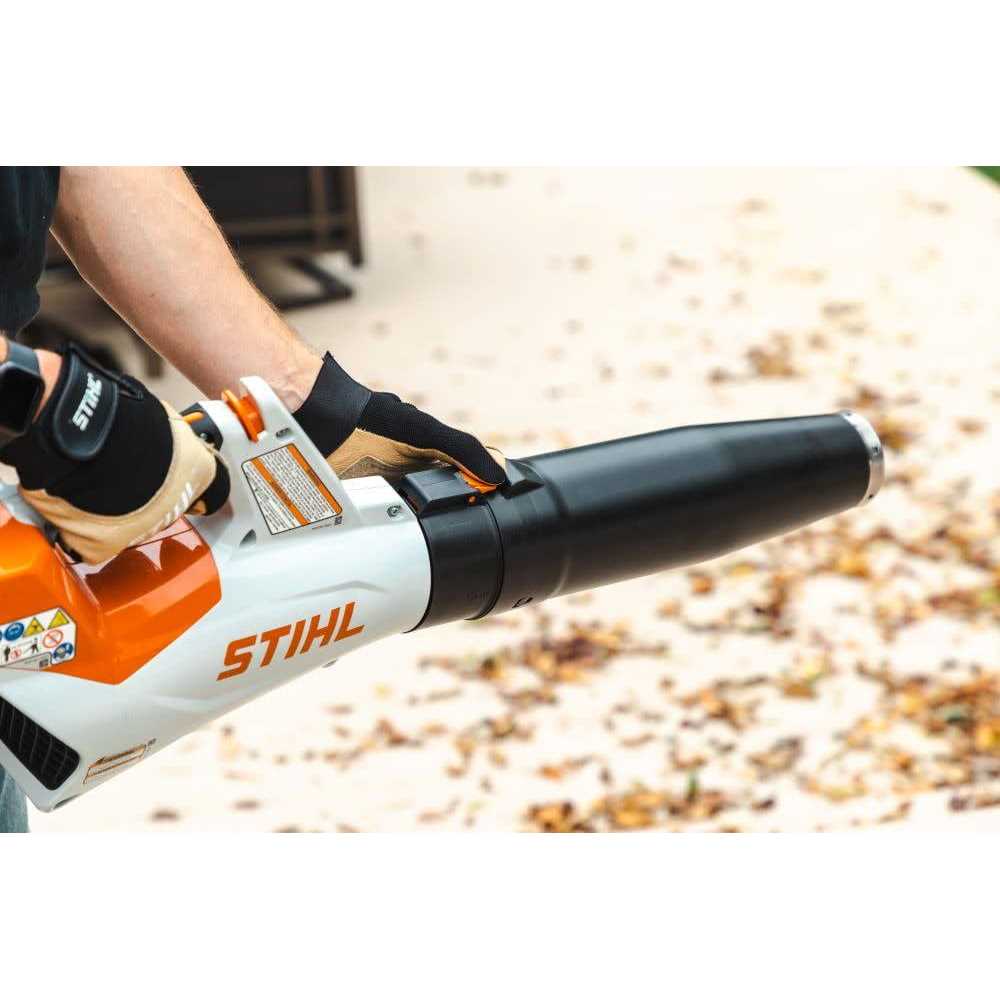 Stihl BGA 60 36V Cordless Battery Powered Handheld Leaf Blower