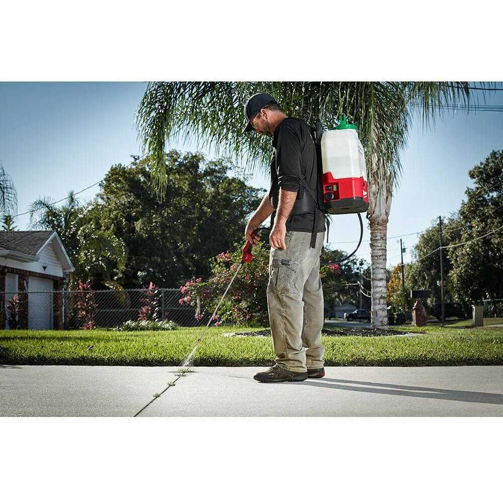 Milwaukee 2820-20PS M18 SWITCH Tank 4 Gallon Backpack Sprayer