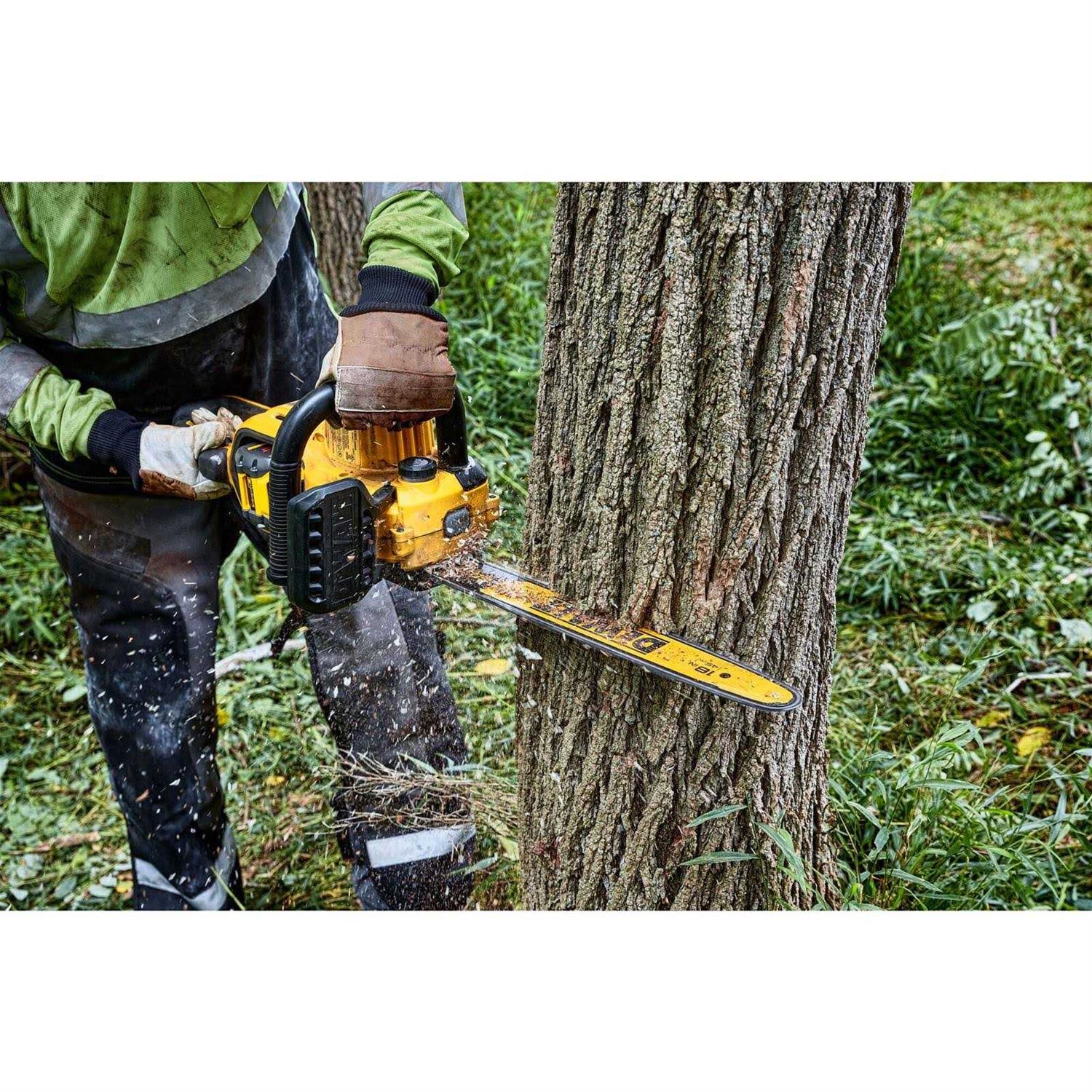 DEWALT DCCS672X1 60V MAX Chainsaw 18 Brushless Cordless Kit