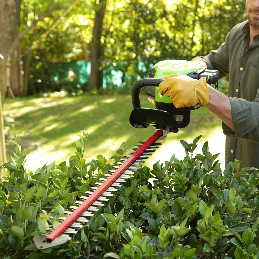 Greenworks Pro 80V 26 Cordless Hedge Trimmer