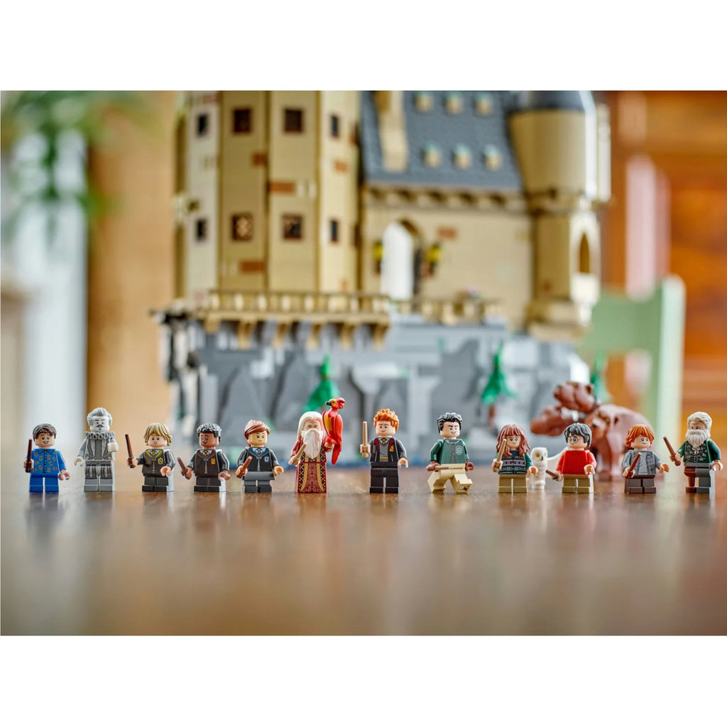 LEGO Harry Potter Hogwarts Castle: The Main Tower Set 76454