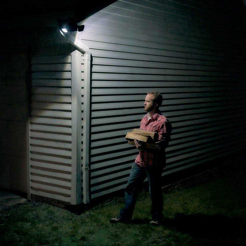 Mr. Beams Mb3000 High Performance Wireless Battery Powered Motion Sensing LED Dual Head Security Spotlight