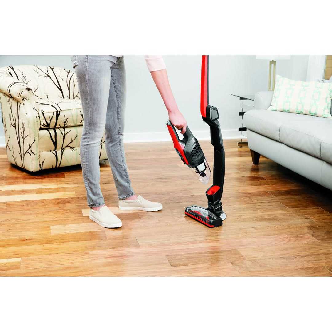 Bissell ReadyClean Cordless XRT 14.4v Stick Vacuum 31921