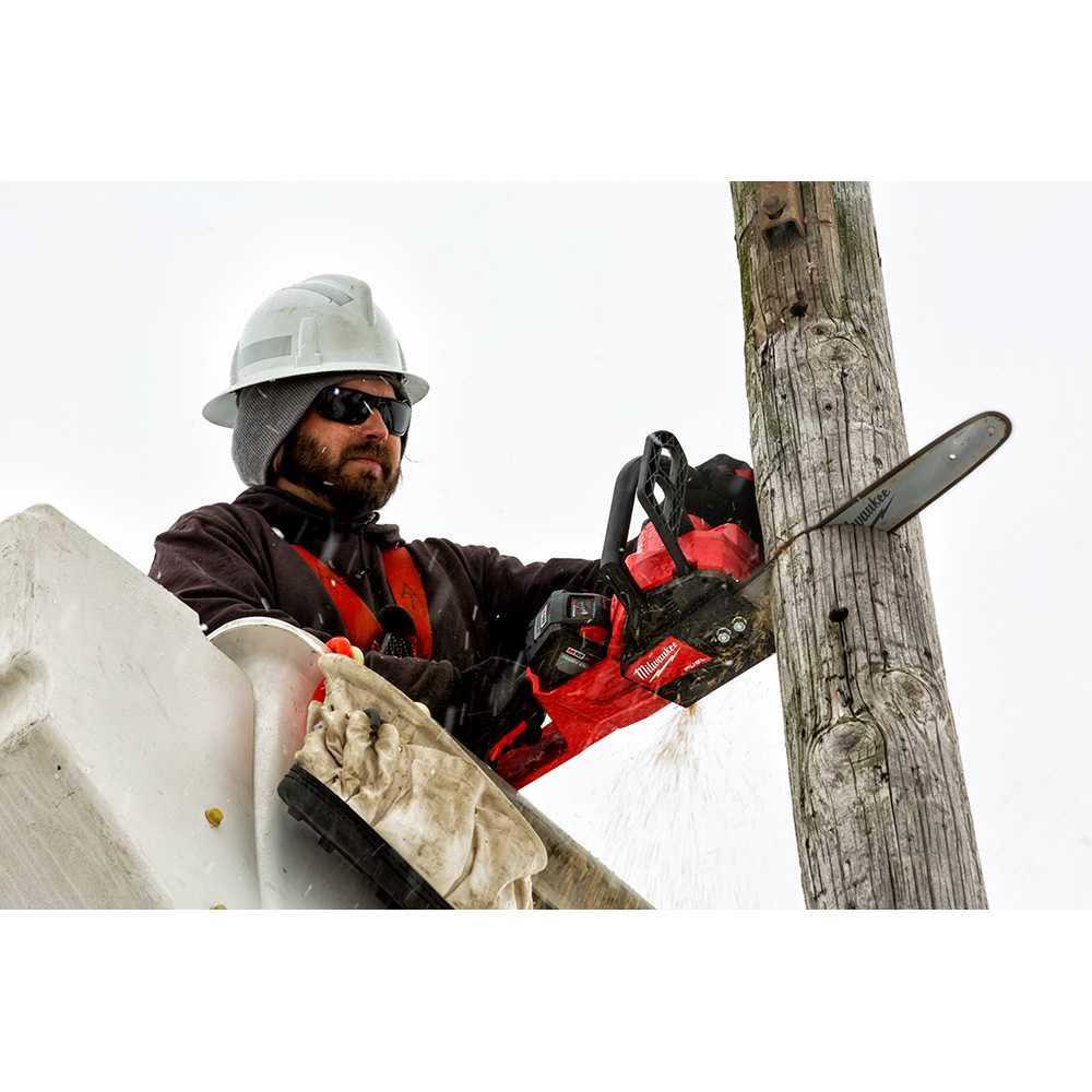 Milwaukee-2727-80 M18 Fuel 16 in. Chainsaw-Reconditioned
