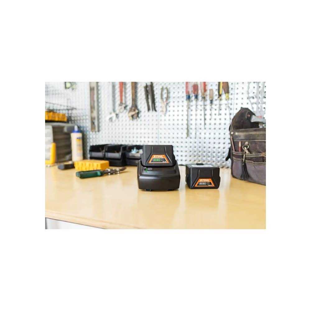 STIHL AK 30 Lithium-Ion Battery