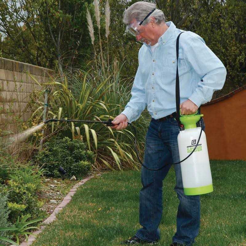Greenwood 2 Gallon Home and Garden Sprayer