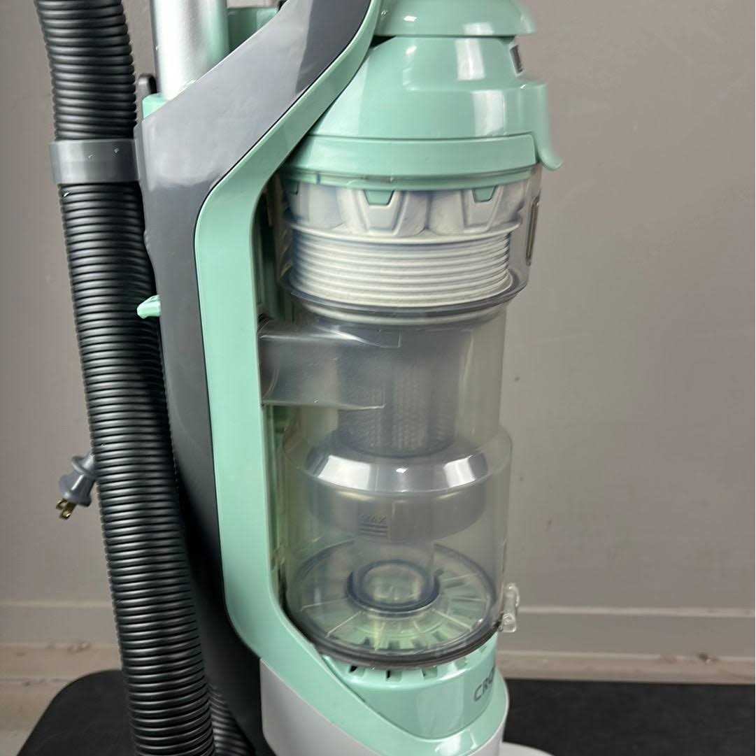 Kenmore Pet Friendly Crossover Bagless Upright Vacuum Cleaner