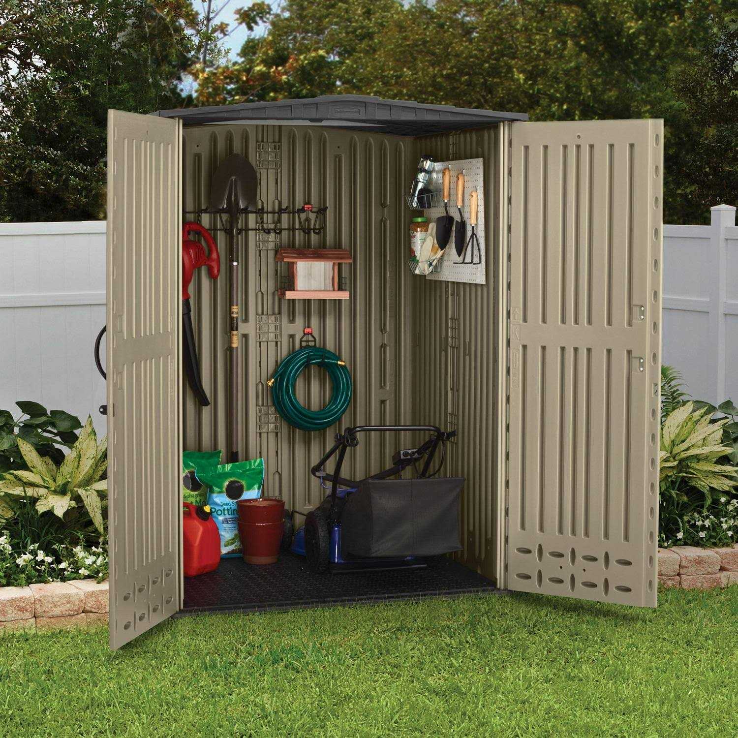 Rubbermaid Roughneck Vertical Storage Shed