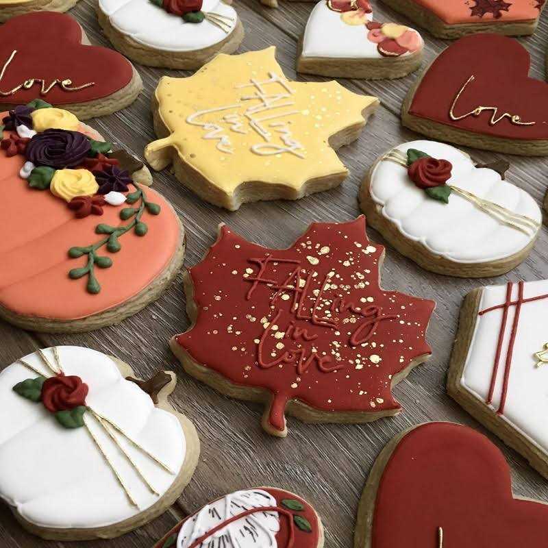Ann Clark Fall and Thanksgiving Cookie Cutter Set