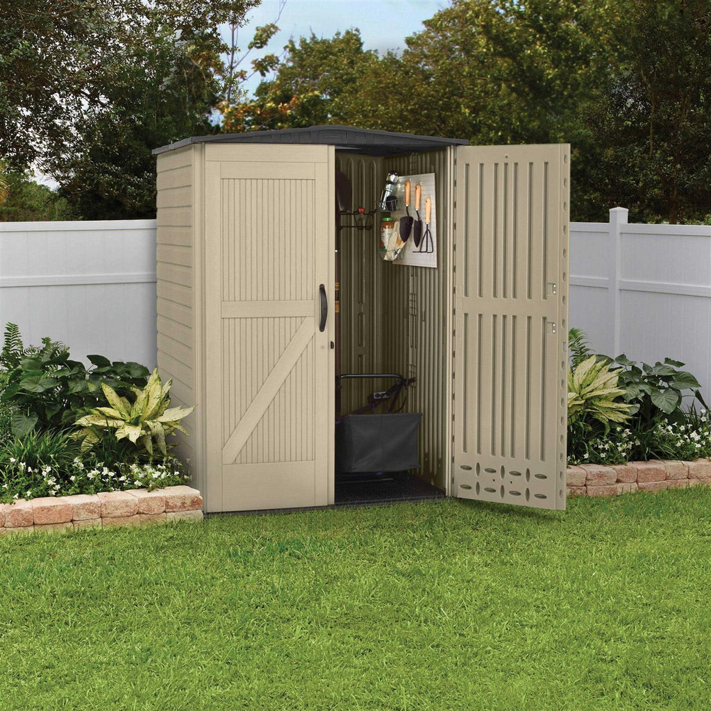 Rubbermaid Roughneck Vertical Storage Shed