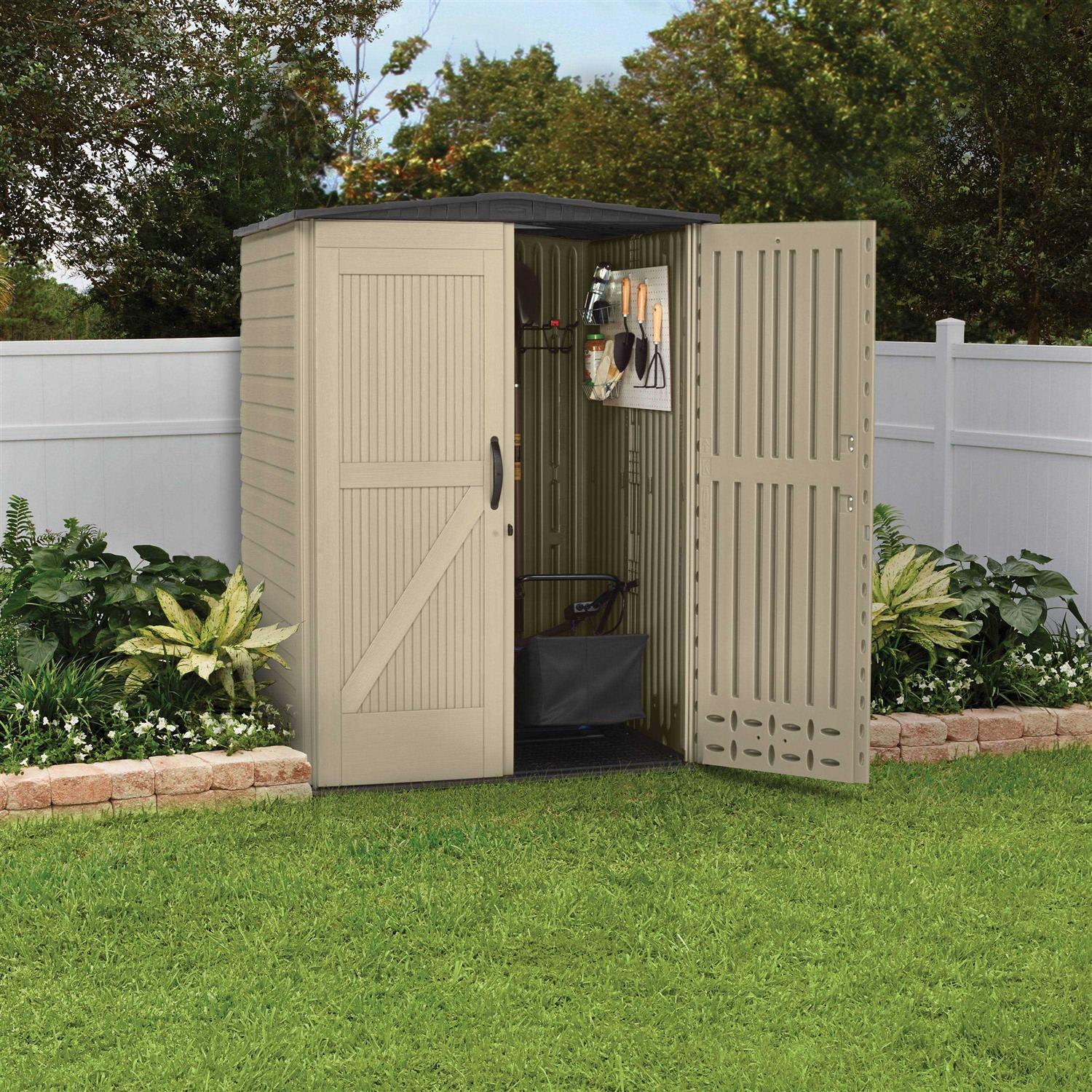 Rubbermaid Roughneck Vertical Storage Shed