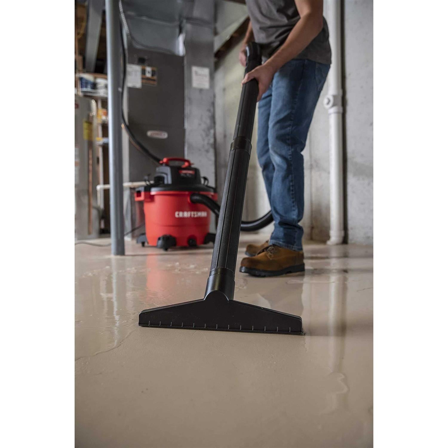 Craftsman CMXEVBE17595 16 Gallon 6.5 Peak HP Wet/Dry Vacuum