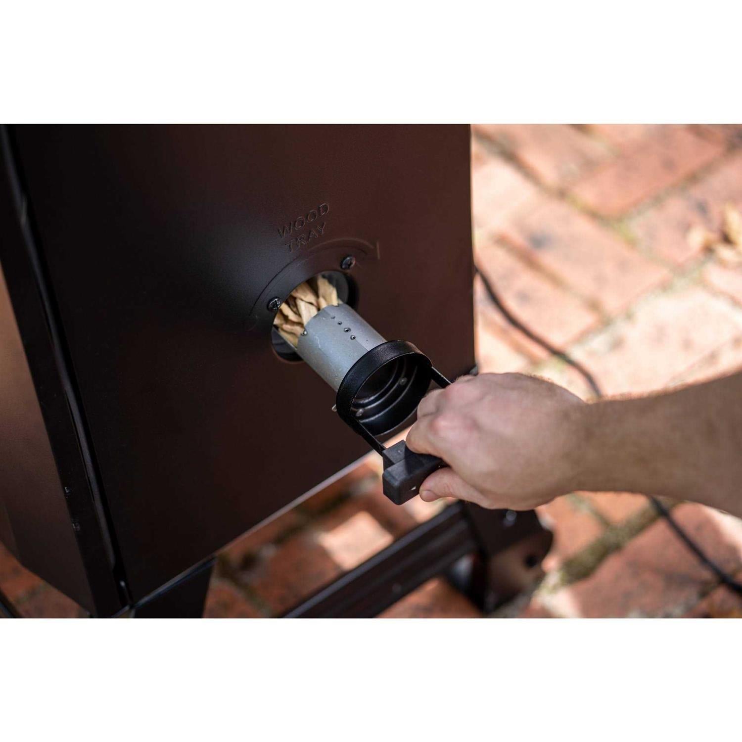 Masterbuilt 40′ Digital Electric Smoker with Legs