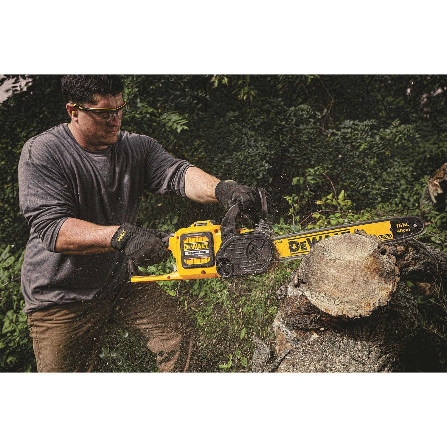 Dewalt FLEXVOLT 60V MAX DCCS670X1 Brushless Chainsaw Kit