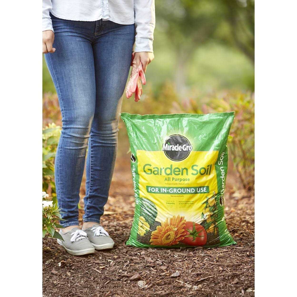 Miracle Gro All Purpose Garden Soil