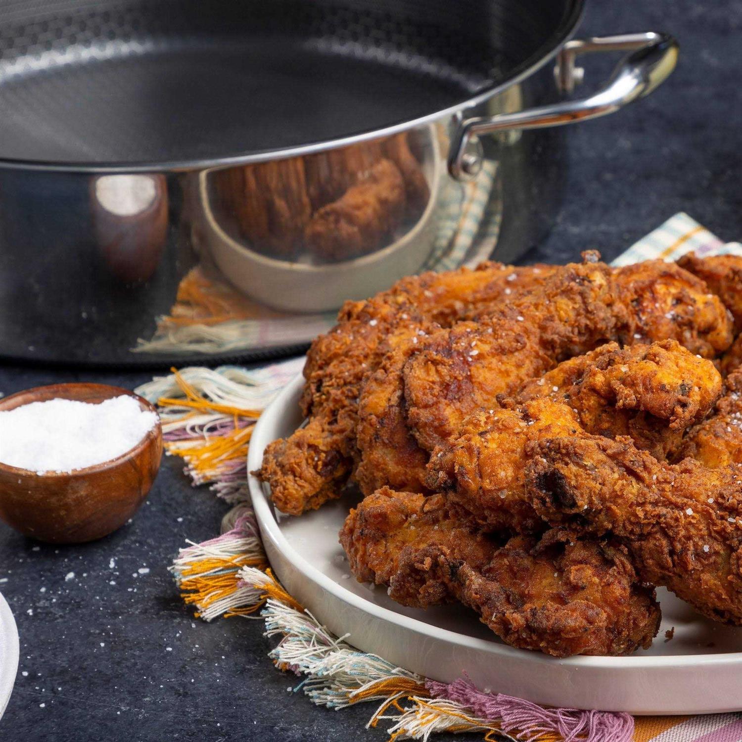Hexclad 7 Quart Hybrid Stainless Steel Deep Saut Pan Fryer with Glass Lid
