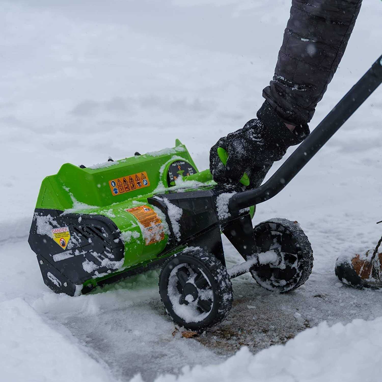 Earthwise SN74016 40-Volt Cordless Electric Snow Shovel
