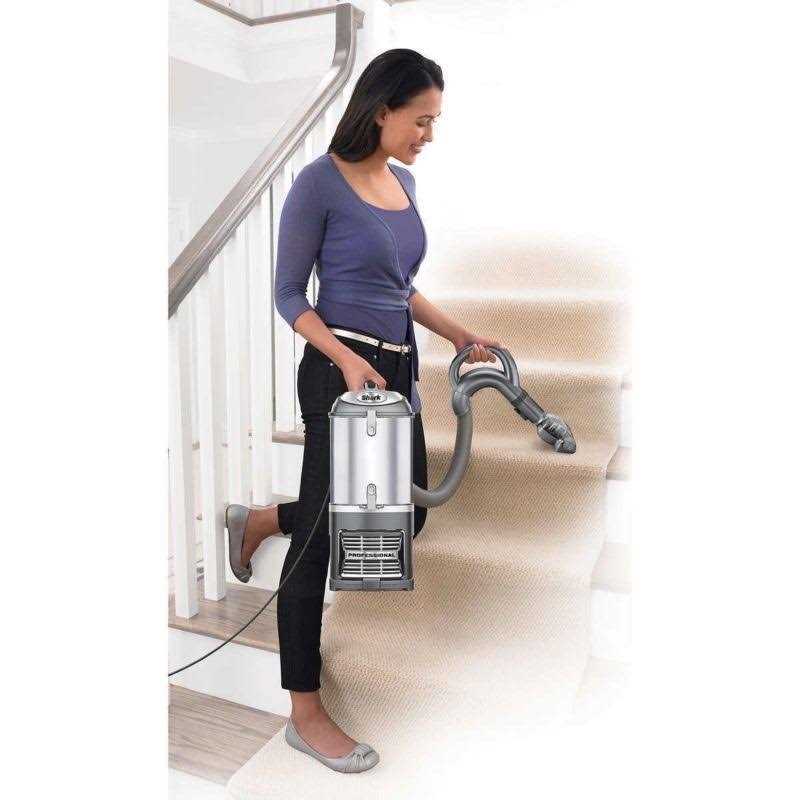 Shark Navigator Professional Lift Away UV540