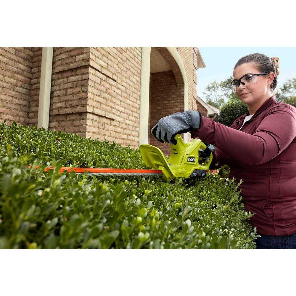 RYOBI ONE+ 18 in. 18-Volt Lithium-Ion Cordless Hedge Trimmer