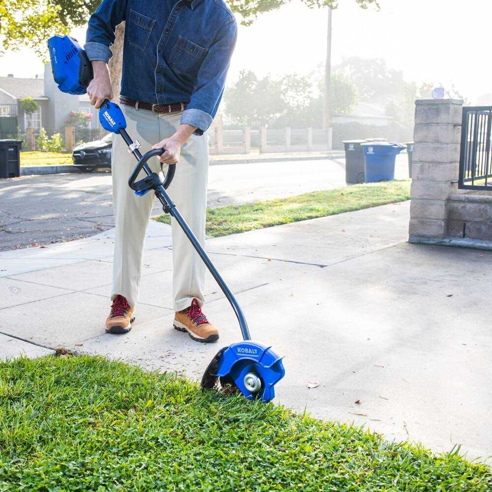 Kobalt 9-in Handheld Battery Lawn Edger