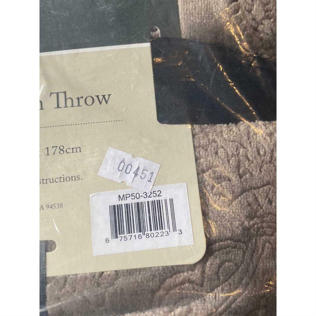 Madison Park Elma Oversized Textured Plush Throw
