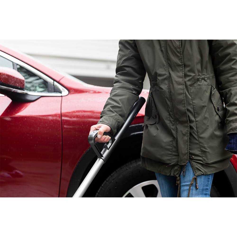 ZoomBroom Lightweight Cordless Stick Blower for Outdoor Living Areas