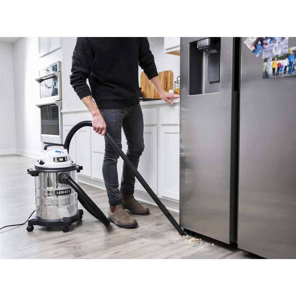 Hart 6 Gallon 5 Peak HP Stainless Steel Wet/Dry Vacuum with Bonus Car Cleaning Kit