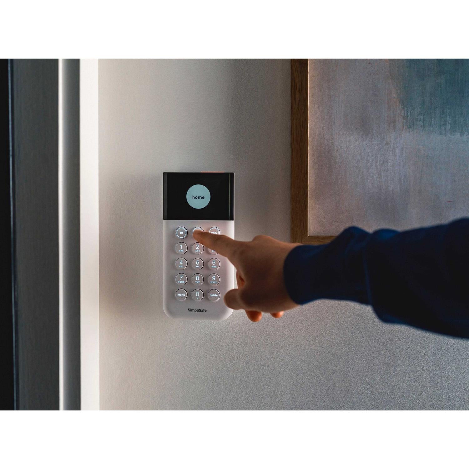 SimpliSafe Indoor Home Security System with Smart Alarm Wireless Indoor Camera 8-piece