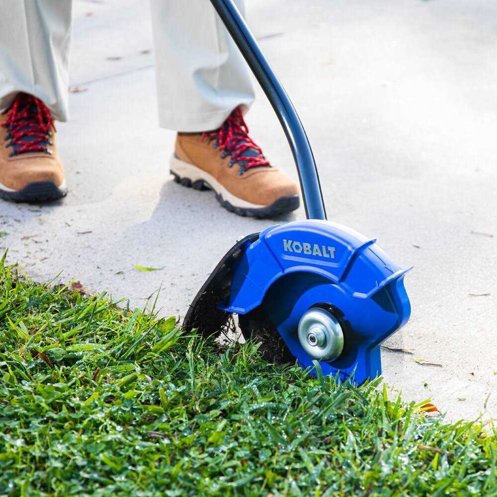 Kobalt 9-in Handheld Battery Lawn Edger