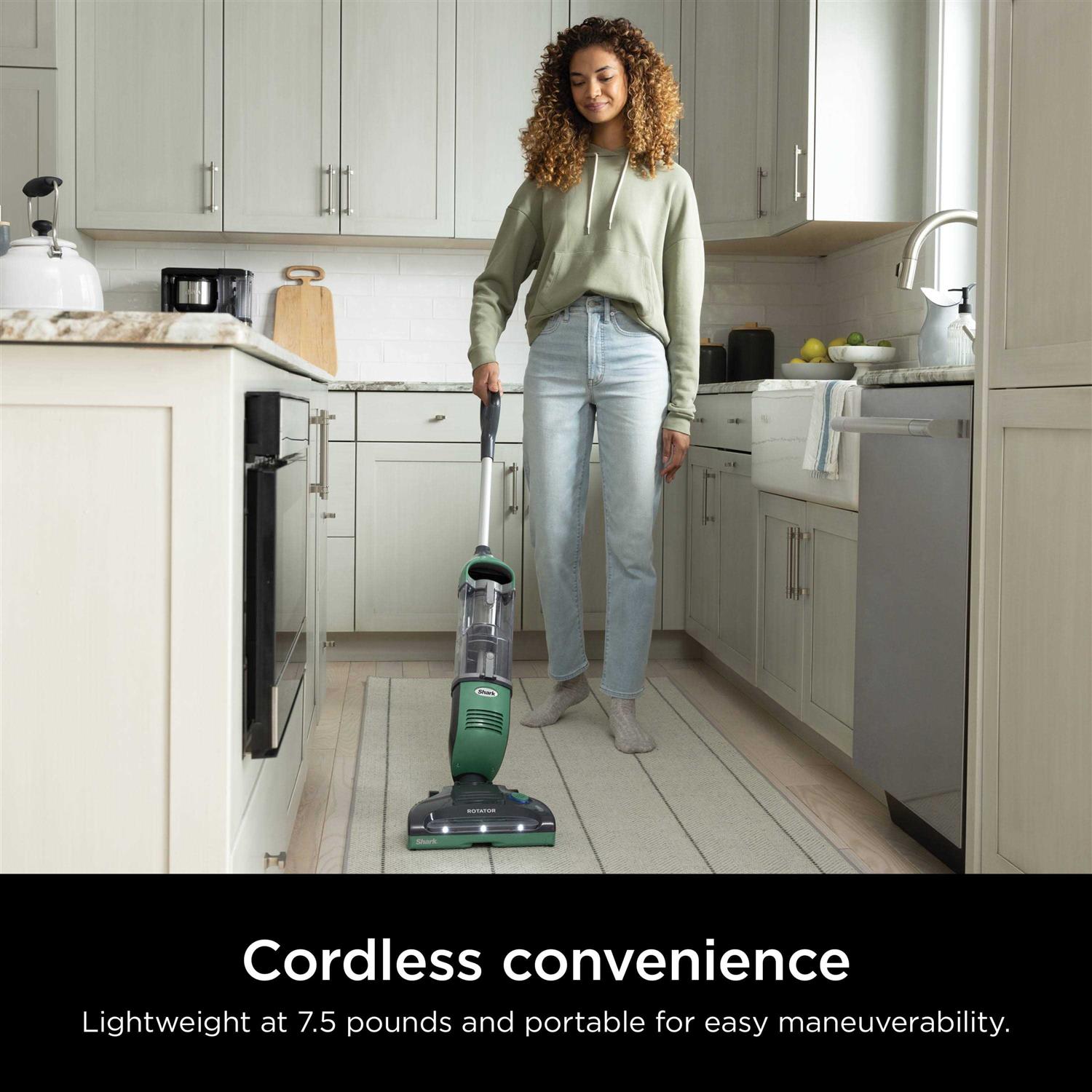 Shark Freestyle Pro Cordless Vacuum with Precision Charging Dock SV1114