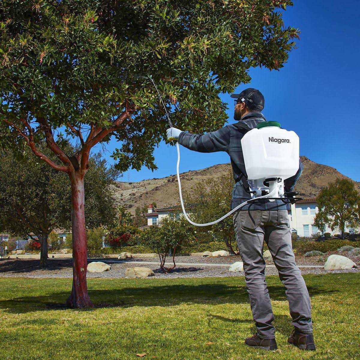 Niagara 4 Gallon Backpack Chemical Sprayer