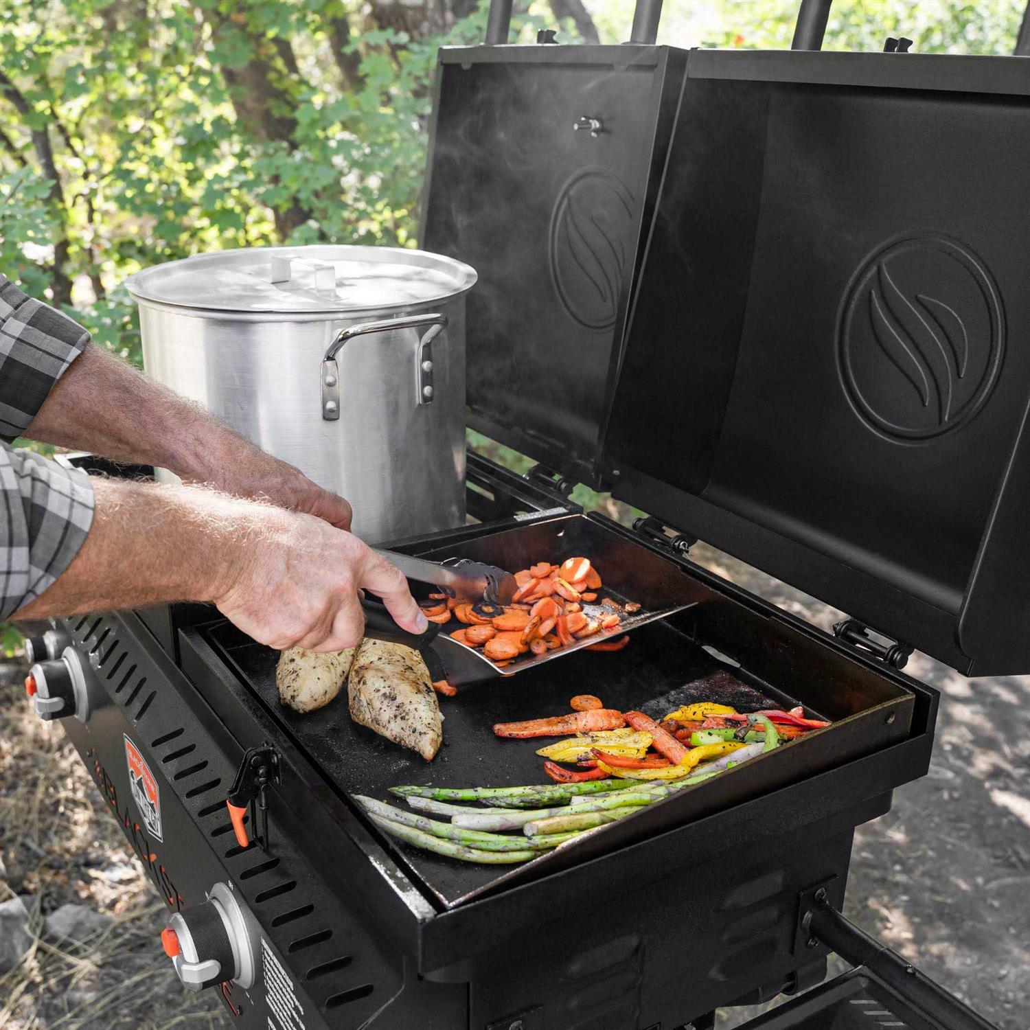 Blackstone Tailgater Grill/Griddle 1550