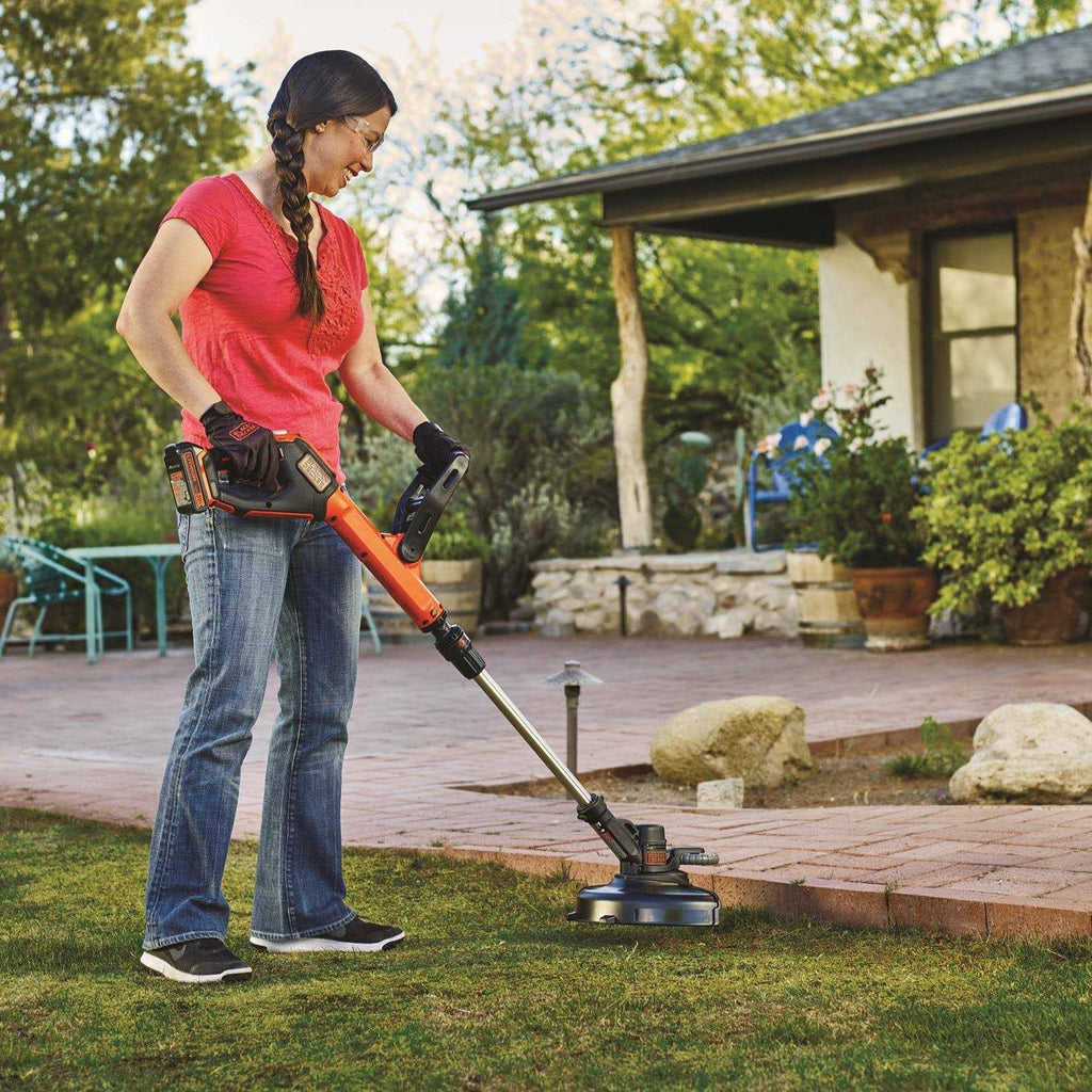 BLACK+DECKER LSTE525 20V MAX Lithium-Ion 2 Battery Cordless String Trimmer / Edger