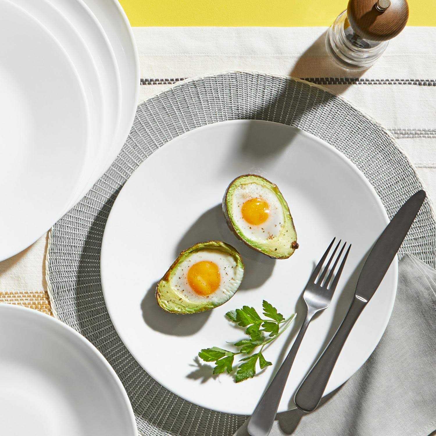 Corelle Winter Frost White Round 12-Piece Dinnerware Set