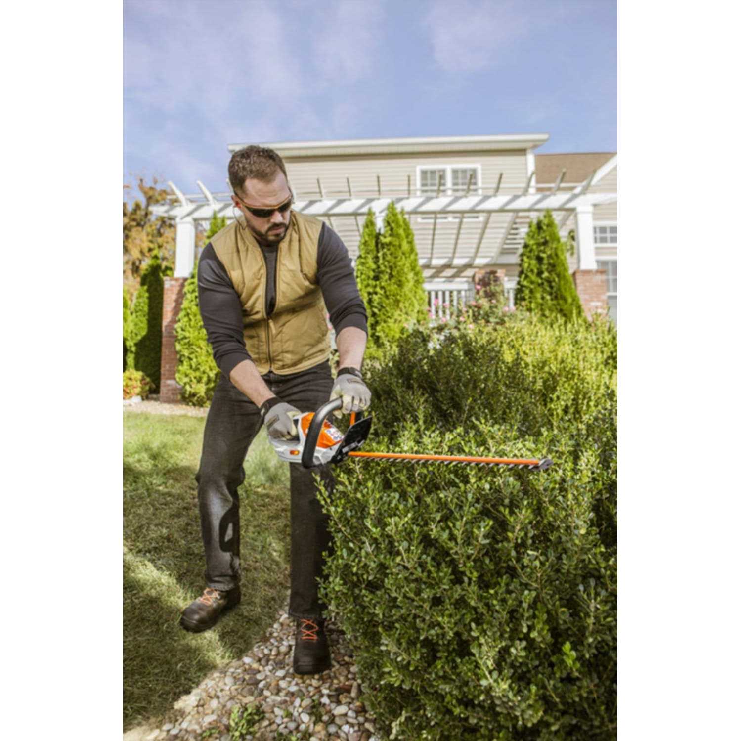Stihl HSA 45 20 Cordless Battery Powered Hedge Trimmer Kit – 4511 011 3502 US