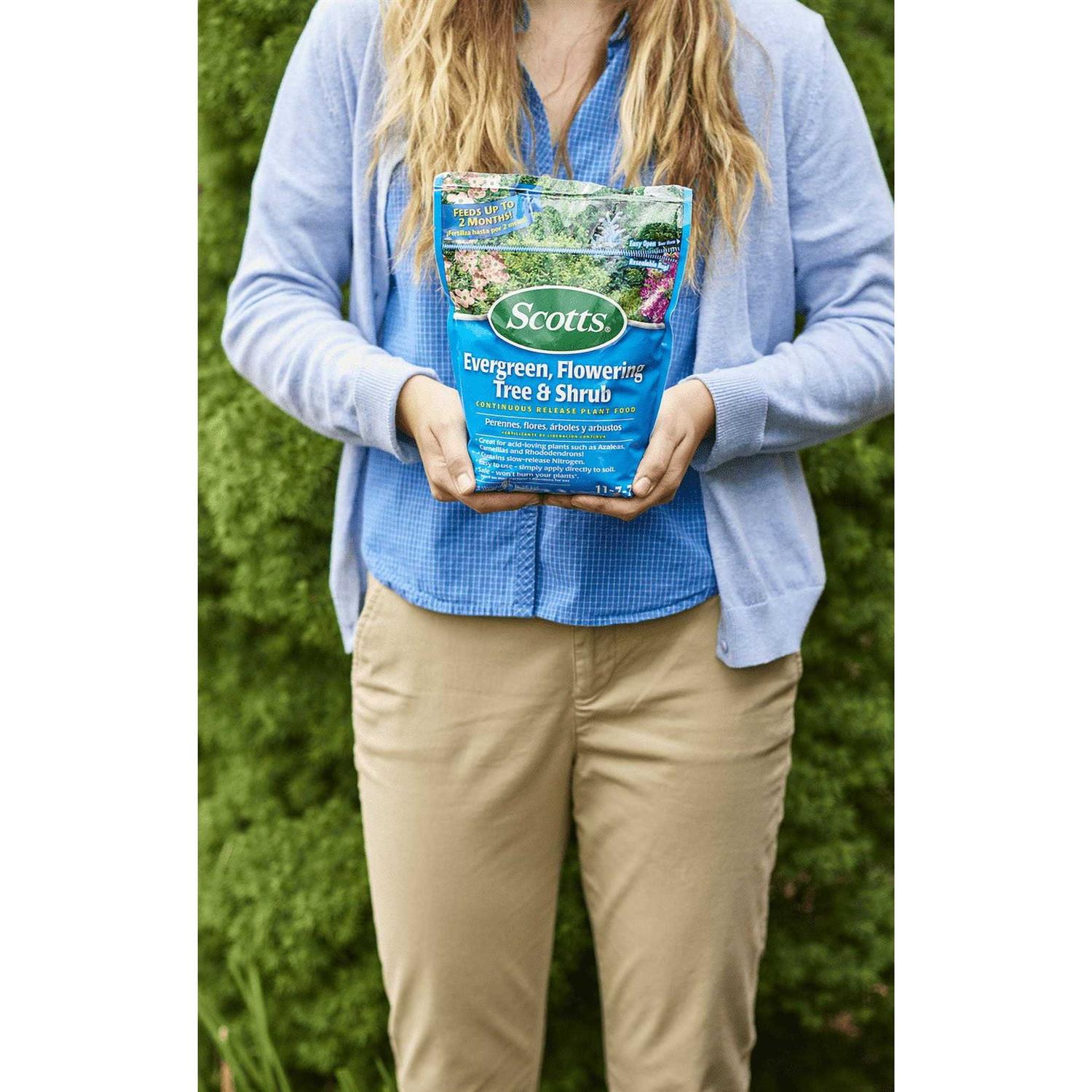 Scotts Evergreen Flowering Tree & Shrub Continuous Release Plant Food