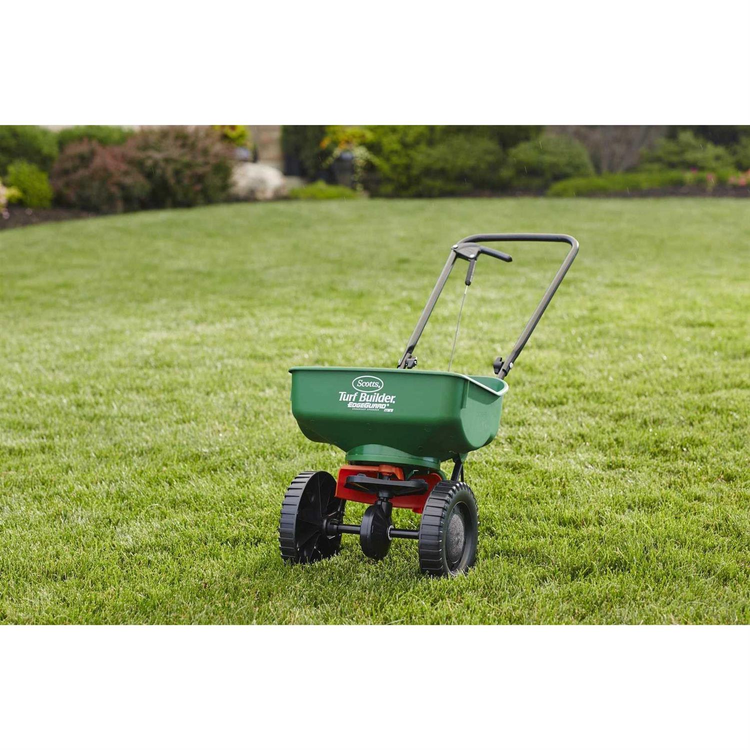Scotts Turf Builder EdgeGuard Mini Broadcast Spreader