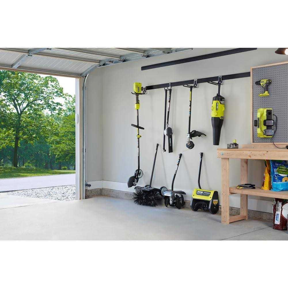 Ryobi Expand-It 17-1/2 in. Universal Hedge Trimmer Attachment