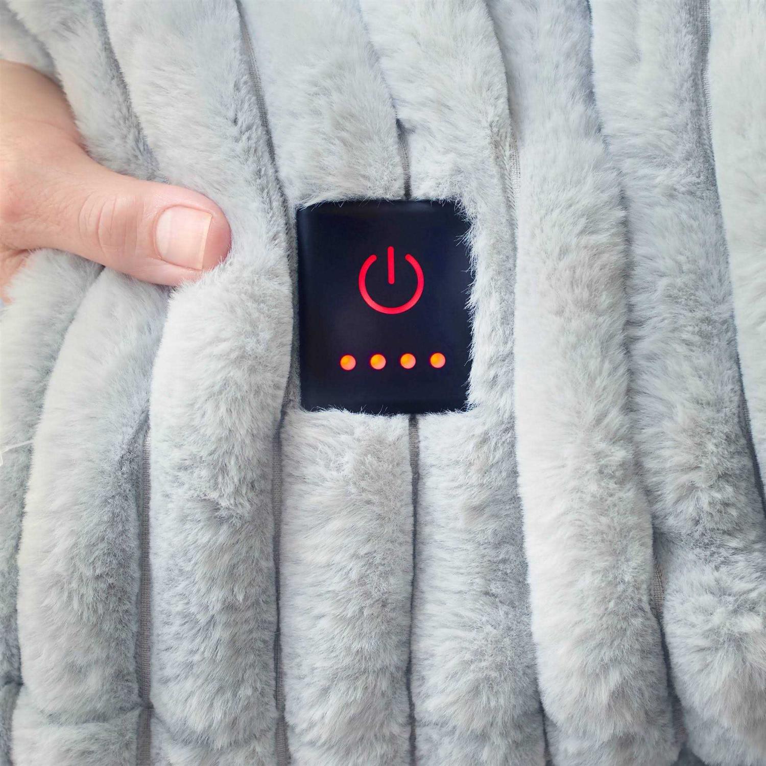 Brookstone 50×60 Cozy Heated Throw Blanket