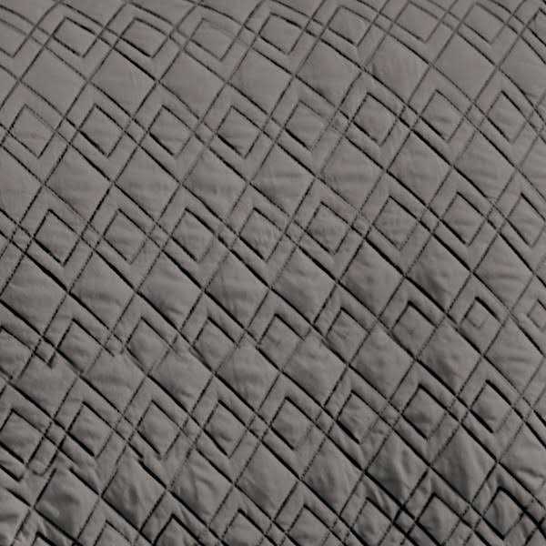 Collections Etc Diamond-Shape Quilted Stretch Recliner Cover with Storage Pockets and Elastic Straps