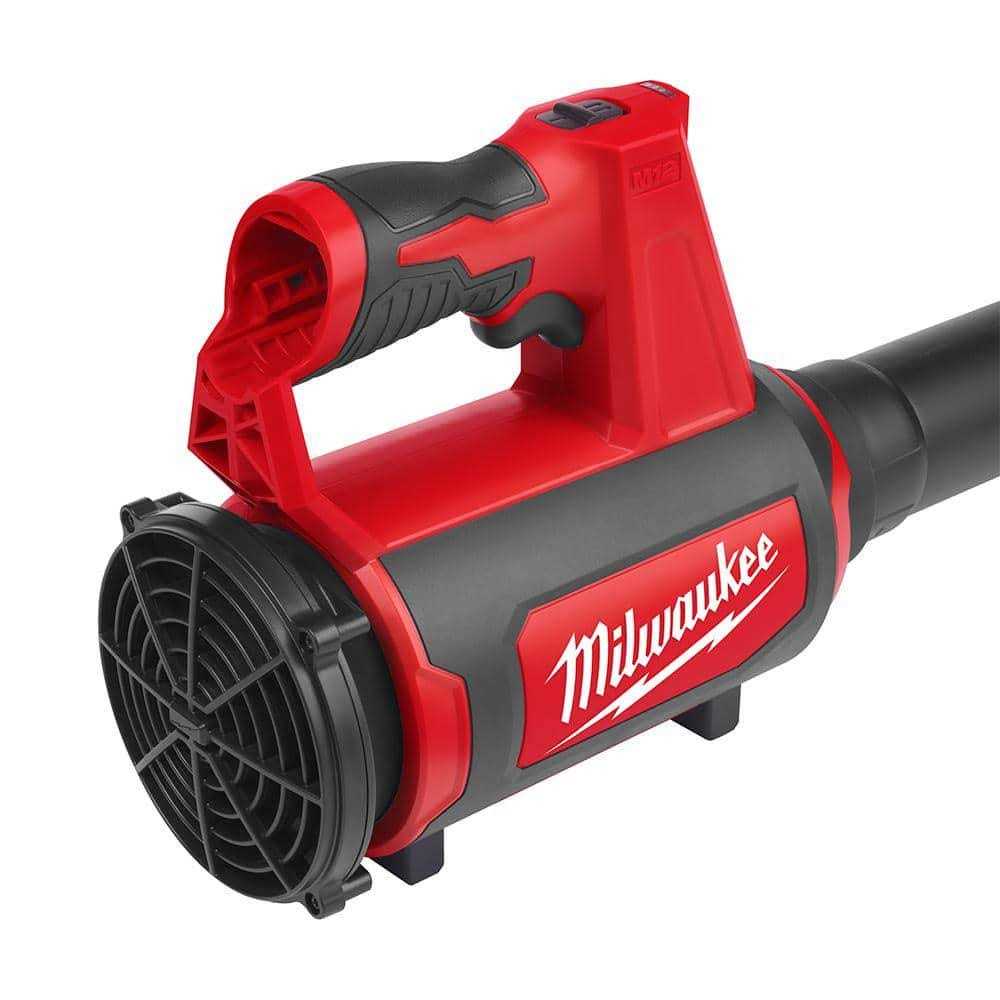 Milwaukee M12 12V Lithium-Ion Cordless Compact Spot Blower with Compact Vacuum