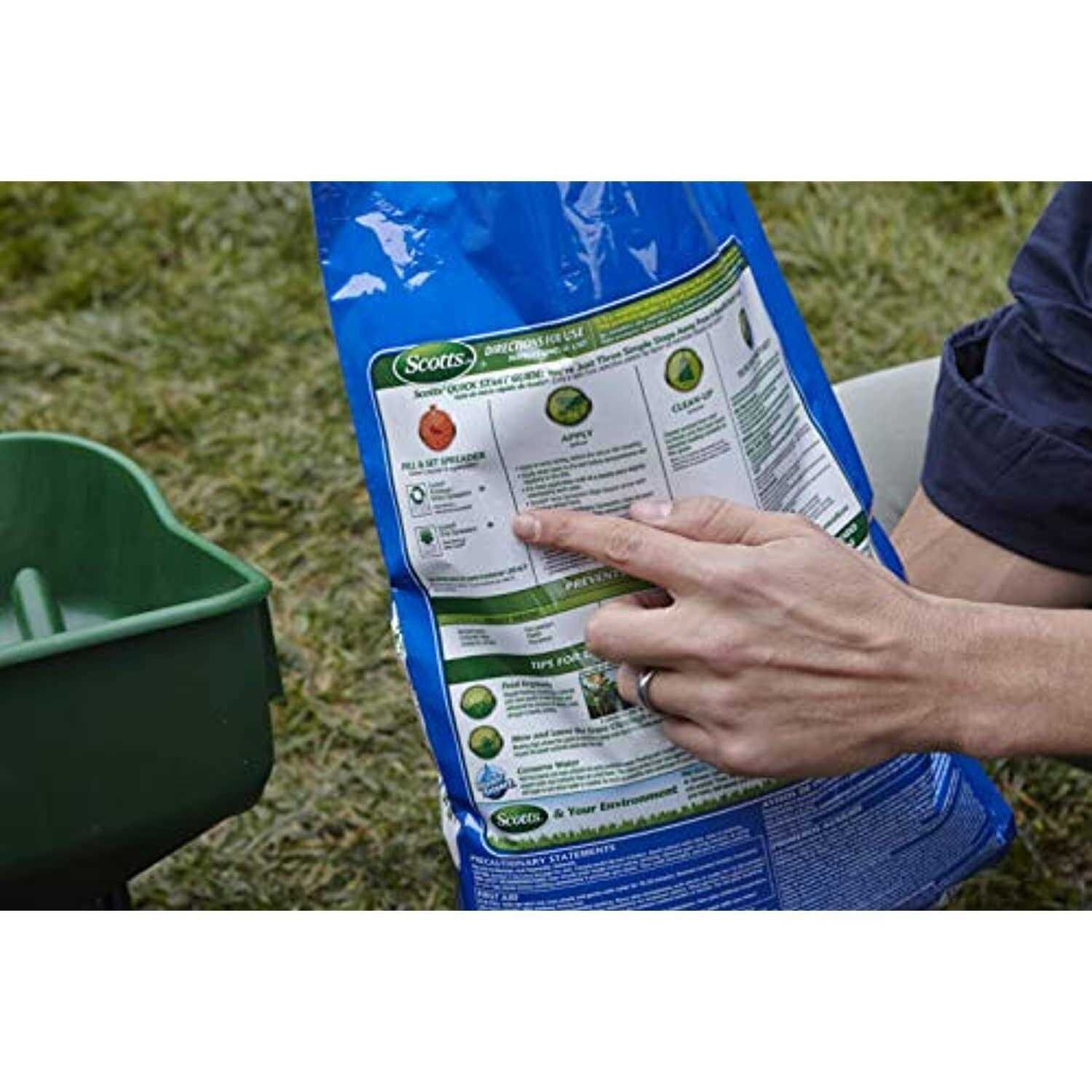 Scotts Turf Builder Halts Crabgrass Preventer with Lawn Food