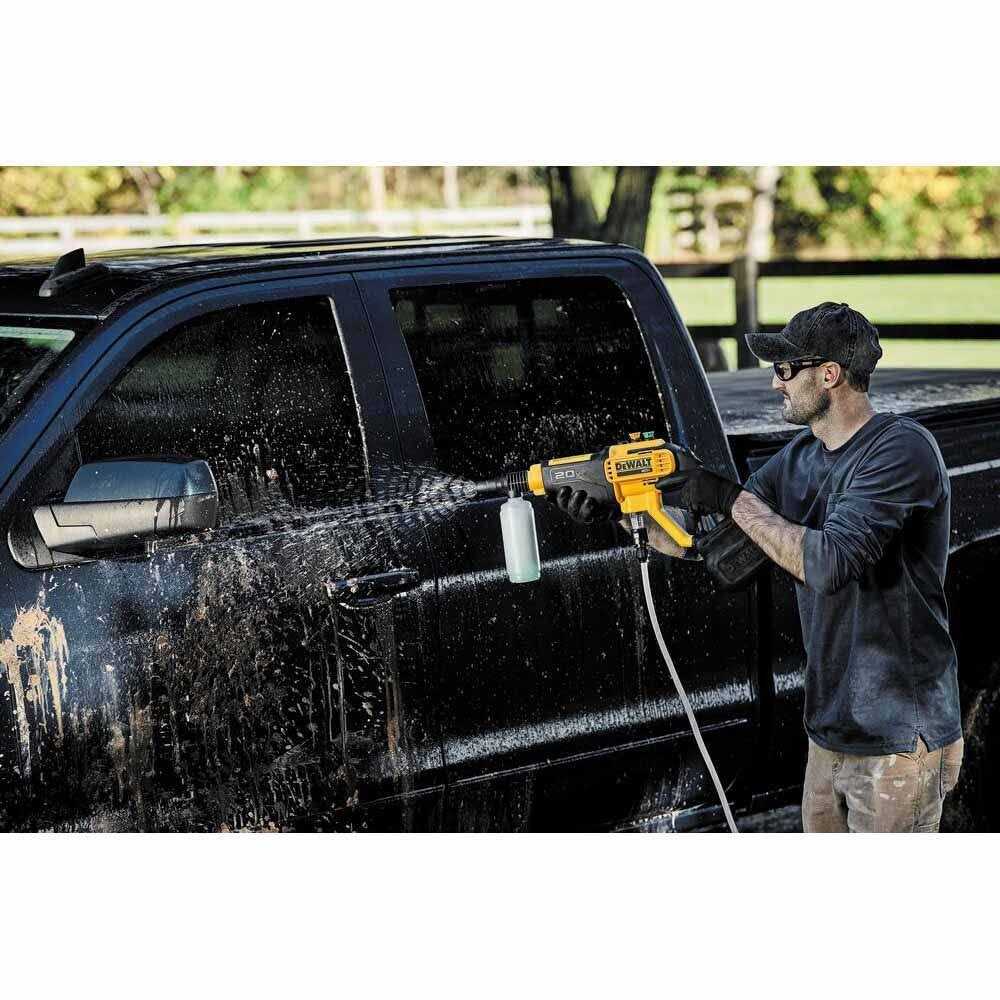 DeWalt 20V MAX 550 PSI Cordless Power Cleaner DCPW550B
