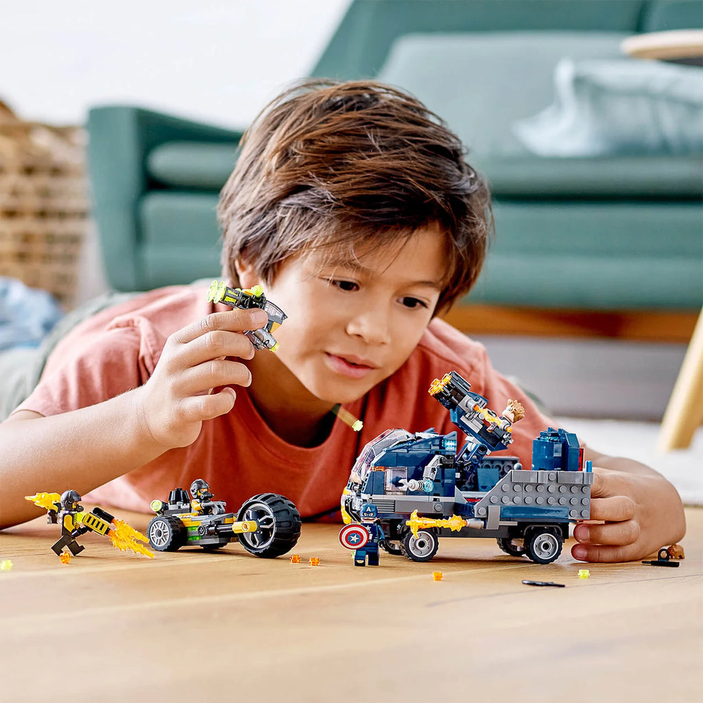 LEGO Super Heroes: Marvel Avengers Truck Take-down Set (76143)