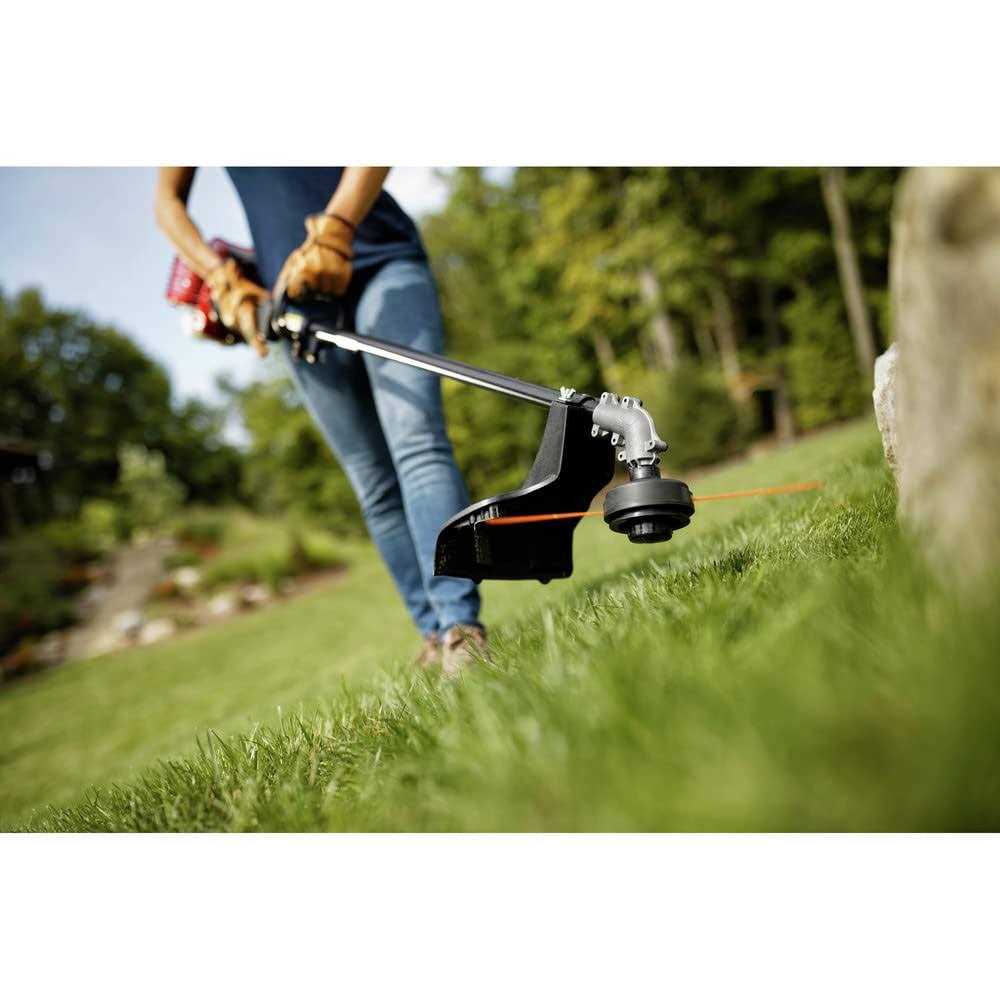 Troy-Bilt TB25SB 25cc 16 in. Gas Straight Shaft String Trimmer