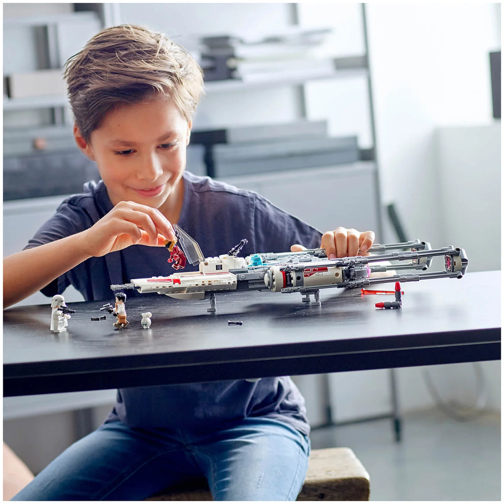 LEGO Star Wars: Resistance Y-Wing Starfighter Set (75249)