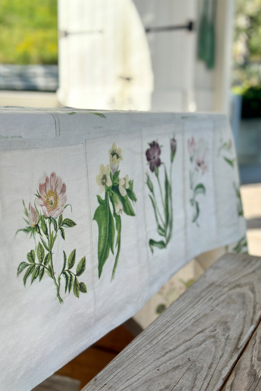 Botanical Garden Vintage Tile Linen Tablecloth