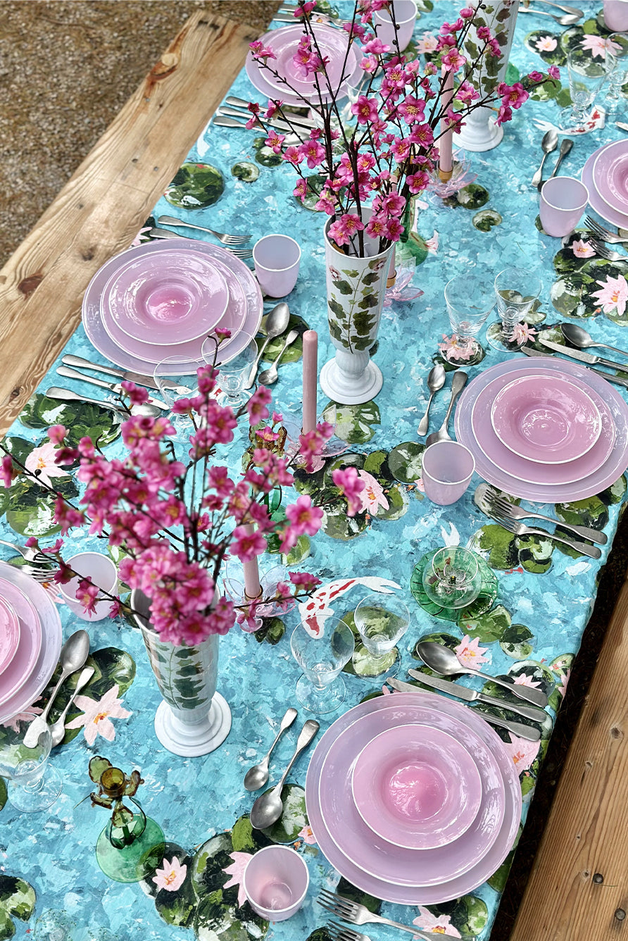 Premium Solid Rectangular Linen Tablecloth – Breathable & Durable Fabric for Dining Tables