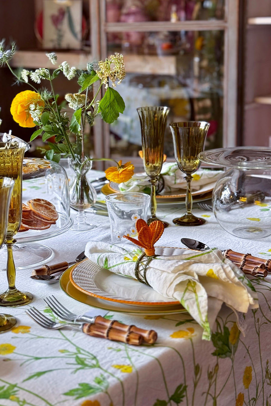 Premium Rectangular Linen Tablecloth – Minimalist Table Cover for Dining, Parties, and Weddings